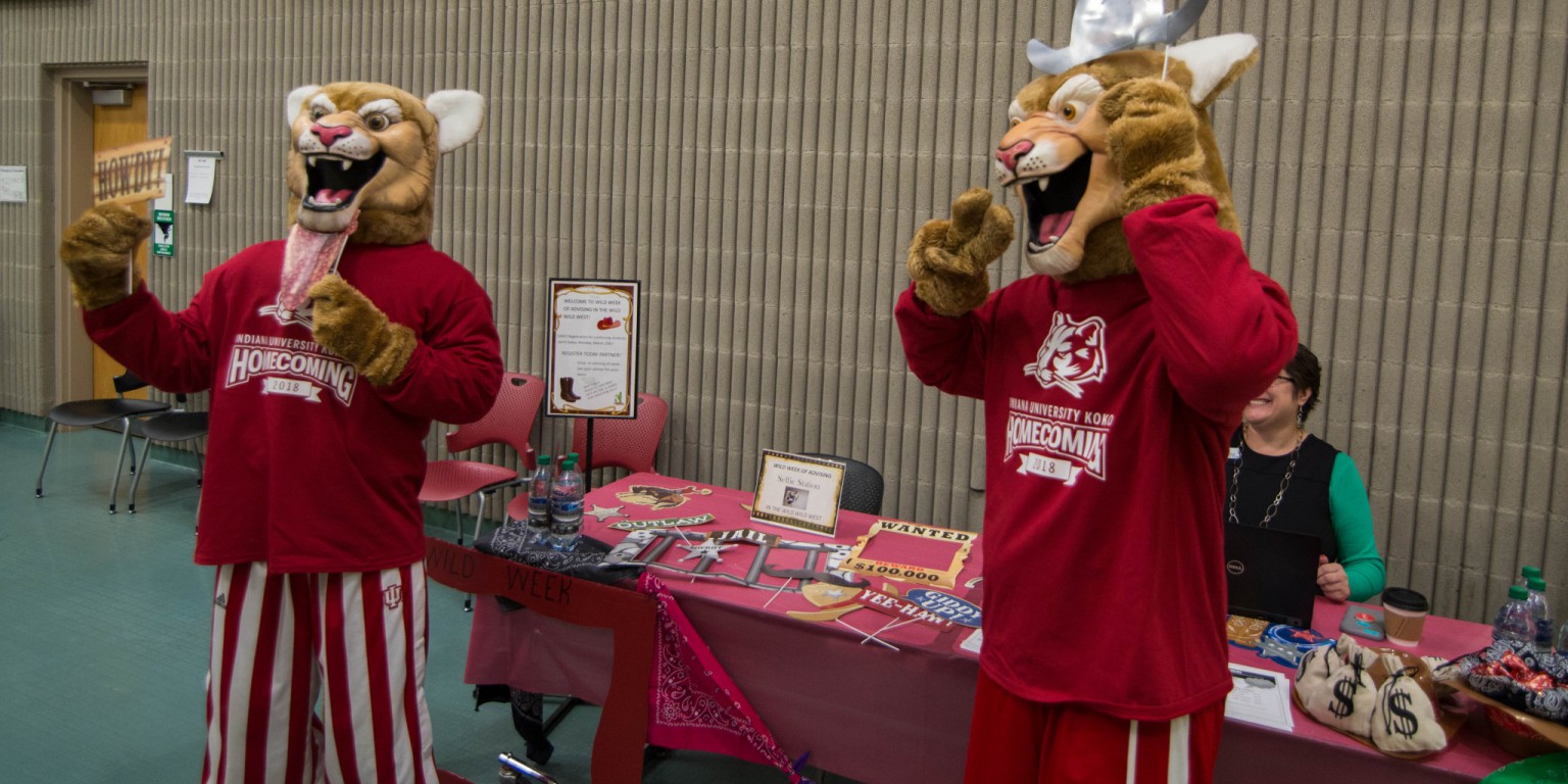 IU Kokomo mascots enjoy homecoming festivities