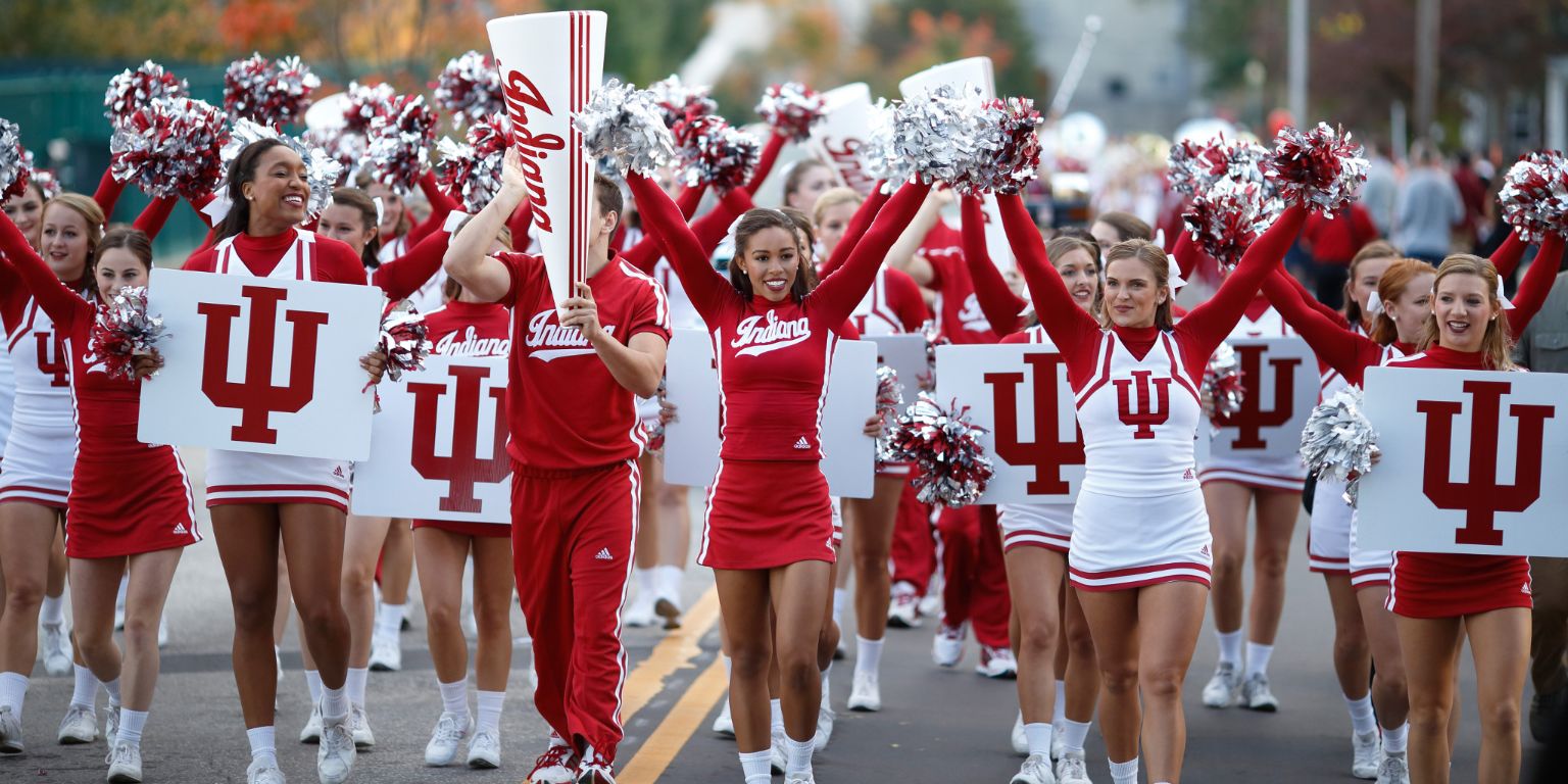 IU Cheerleaders at the homecoming parade.