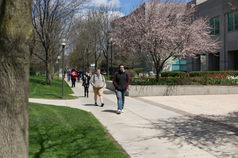 Students walking outside on the IU South Bend campus