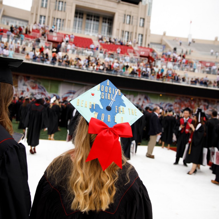 A decorated mortarboard at the ceremony. 
