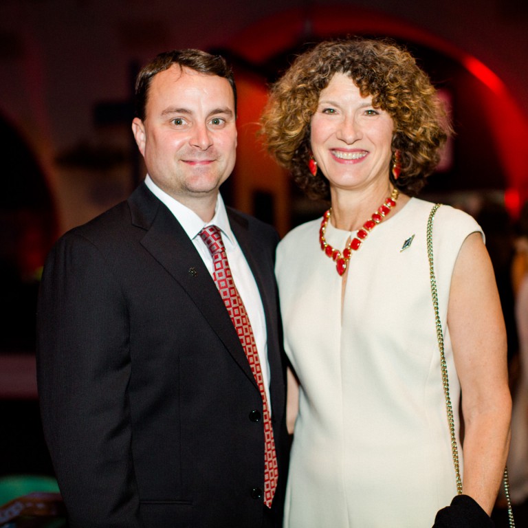 IU Basketball Coach Archie Miller stands next to IU First Lady Laurie Burns McRobbie