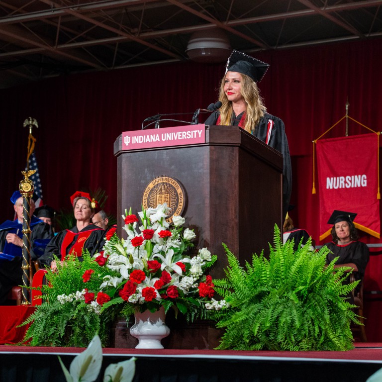 Bailey Troutman speaks to fellow graduates. 