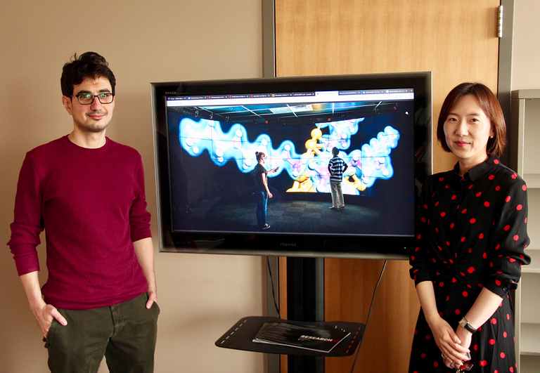 Khairi Reda and Ayoung Yoon in the DATA Lab