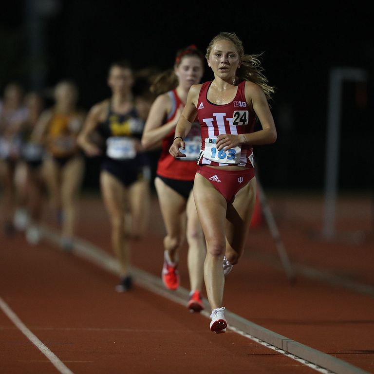 Katherine Receveur running