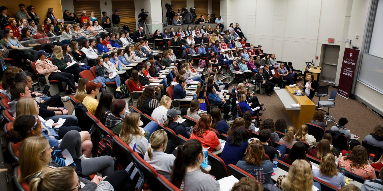 Students gather to watch Katherine Posada speak on the IU Bloomington campus.