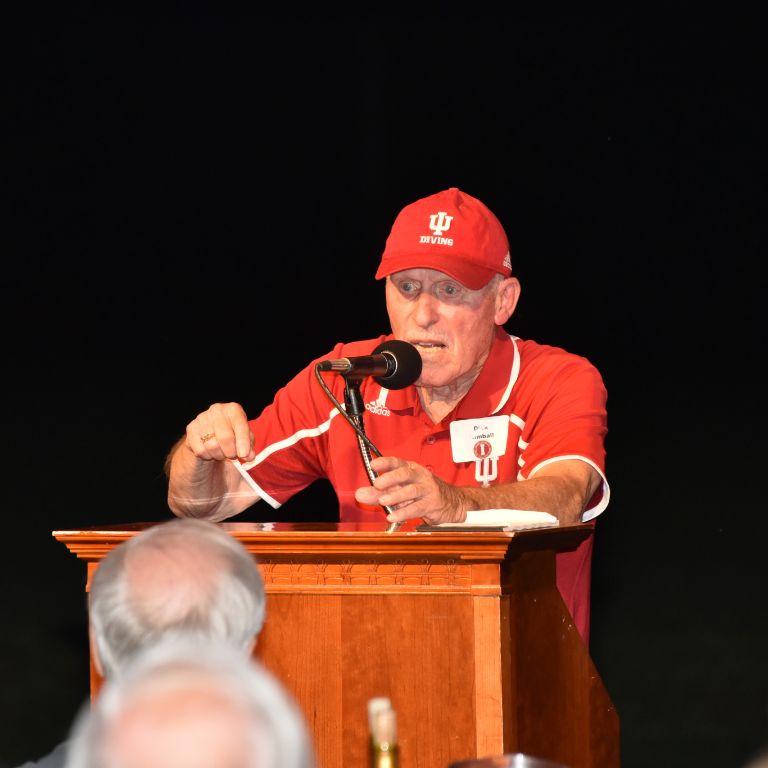 Hobie Billingsley speaks at his 90th birthday celebration.