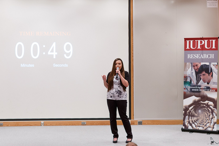 Autumn Fox gives her project pitch onstage during the JagStart competition.