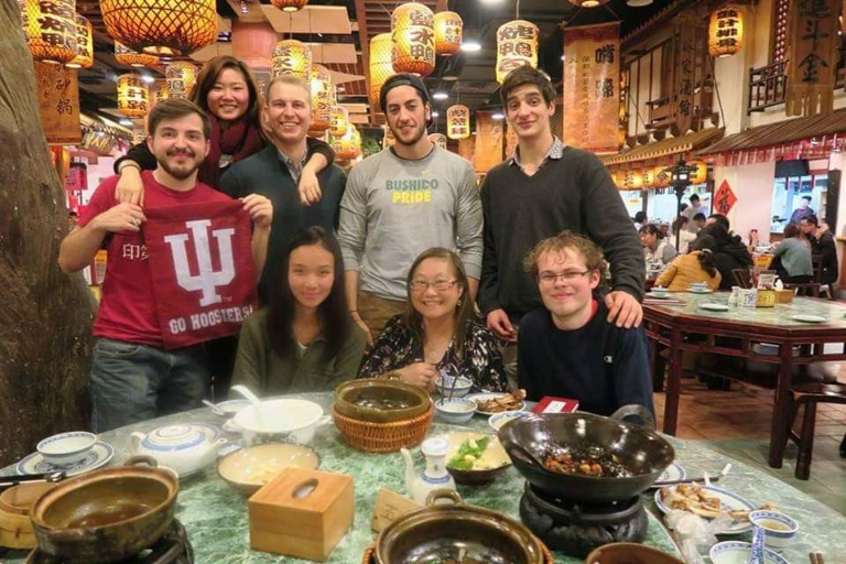 IU students at dinner in China