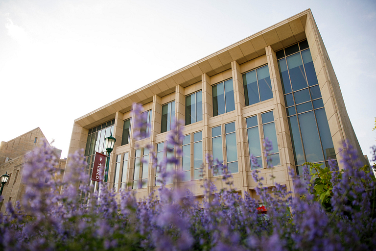 The exterior of the O'Neill School at IU Bloomington