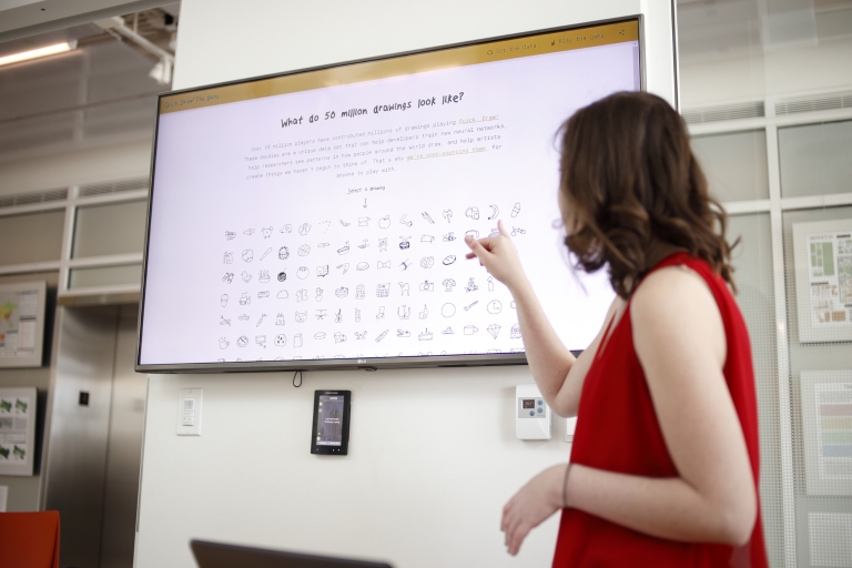 Katie Spoon teaching about dyslexia in Luddy Hall. 