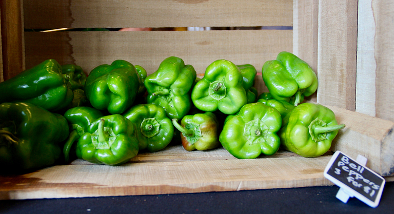 A box of green peppers