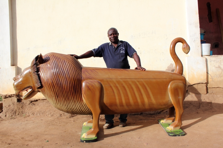 Paa Joe with a lion fantasy coffin