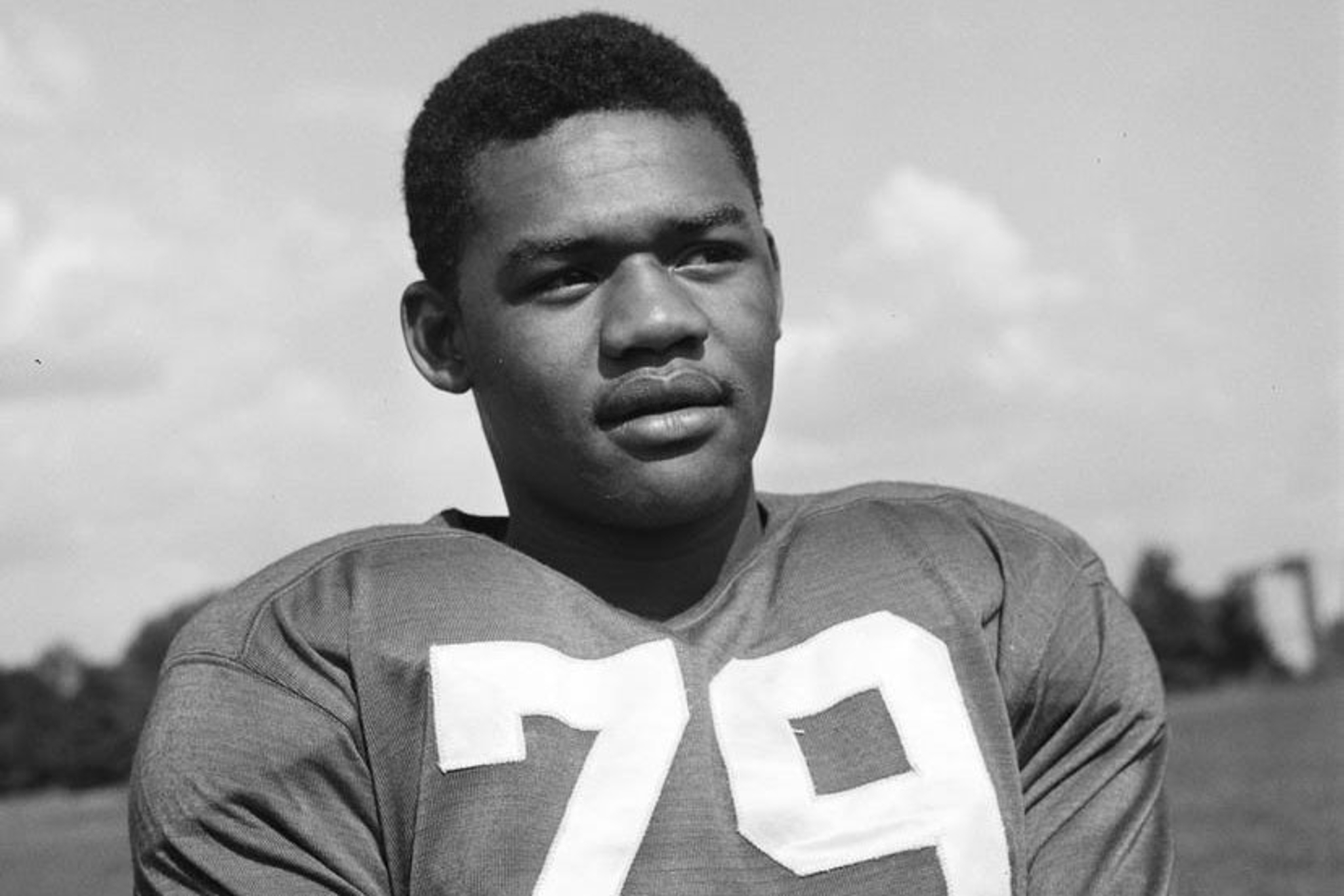 George Taliaferro, 1st black drafted by NFL team, dies at 91