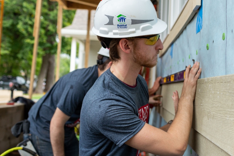 Students build Habitat for Humanity Home 