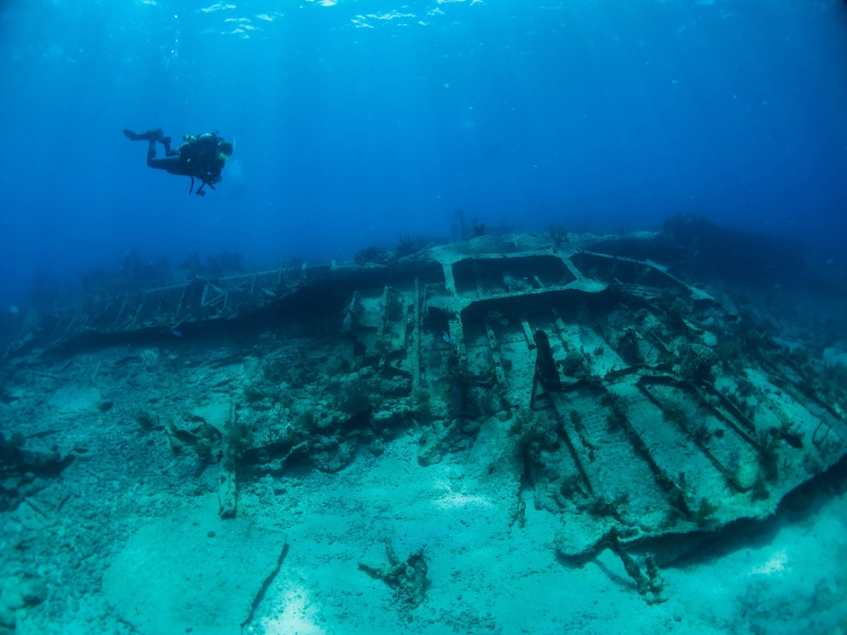 IU researcher Kirsten Hawley conducts work with NOAA divers in Key Largo, Florida.