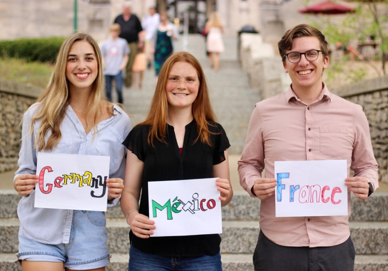 Fulbright recipients pose on the steps at the Indiana Memorial Union