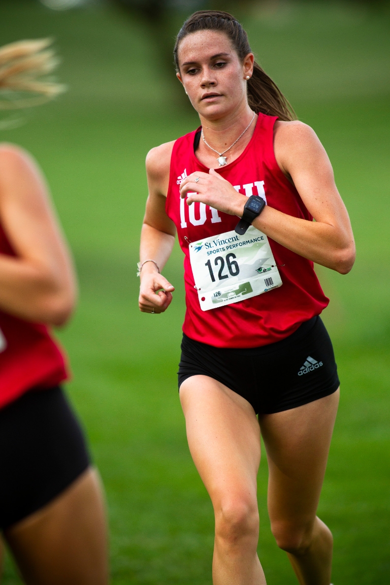 Katelyn Murphy running in a race.