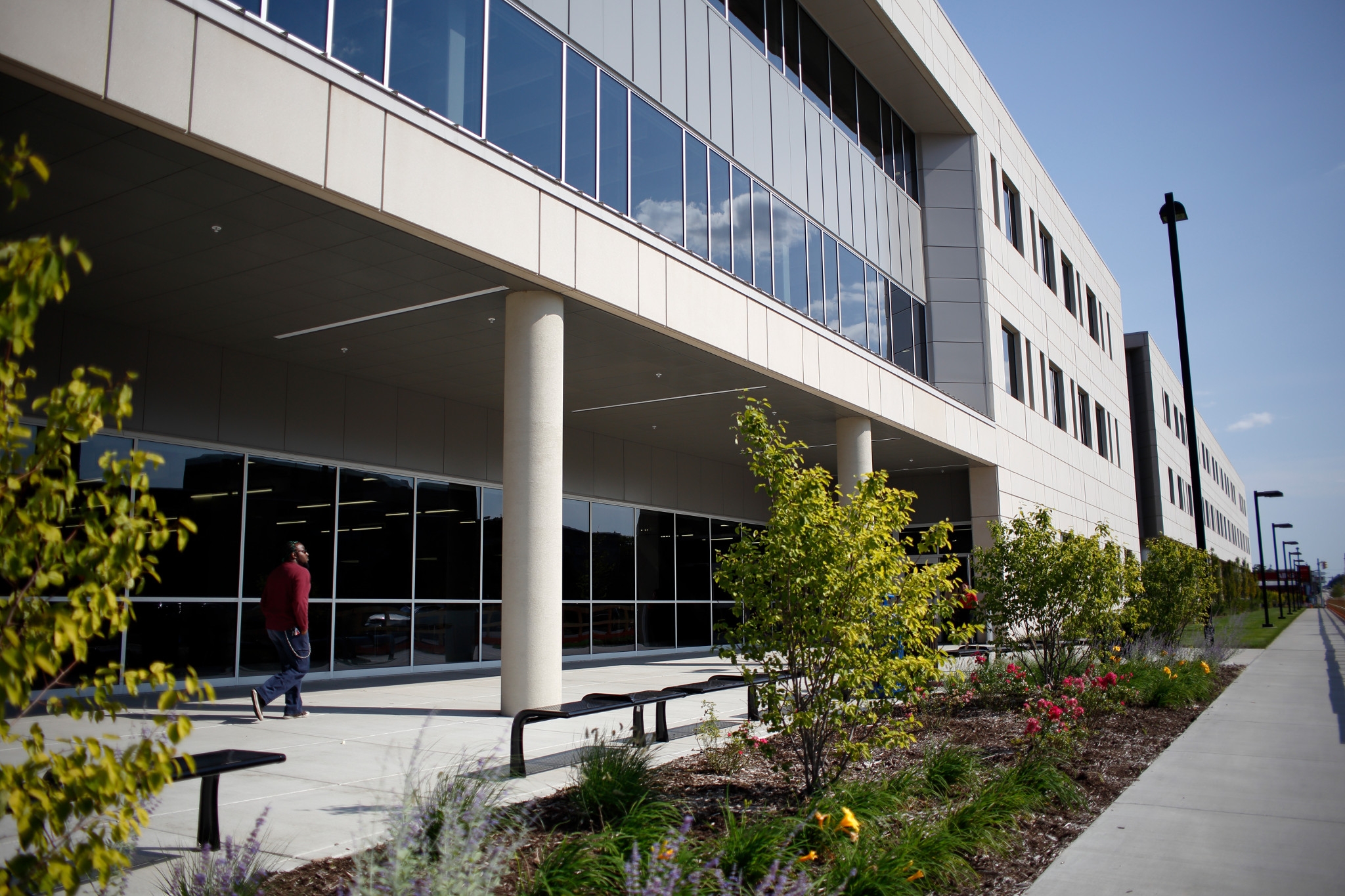 The exterior of IU Northwest's Arts and Sciences Building